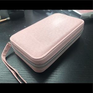Makeup / wallet